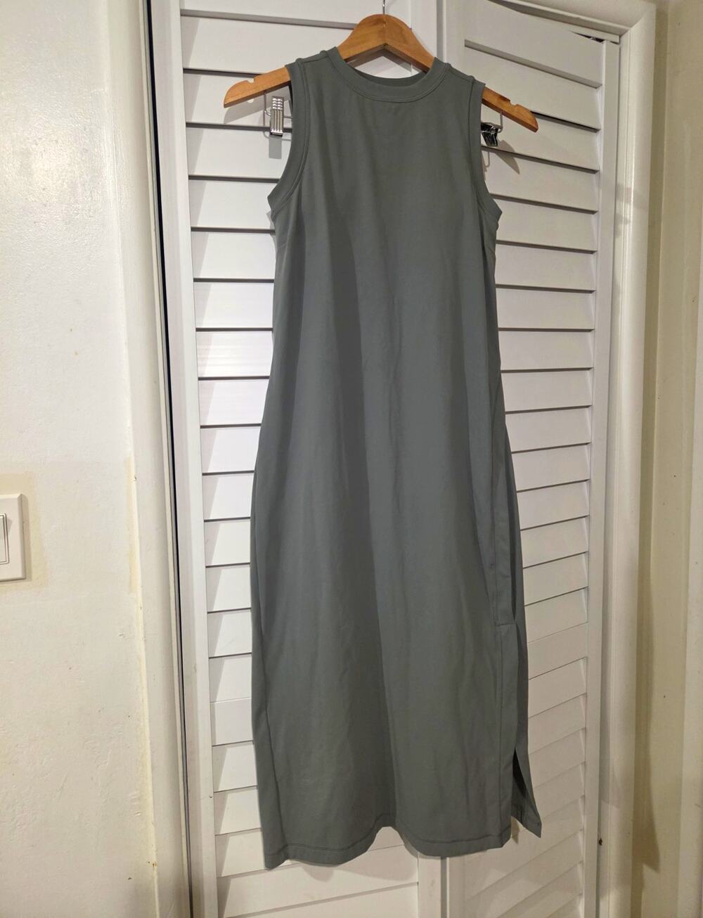 FLX Women's Gray Solid Sleeveless Tank Long Dress Crew Neck Stretch Slit S